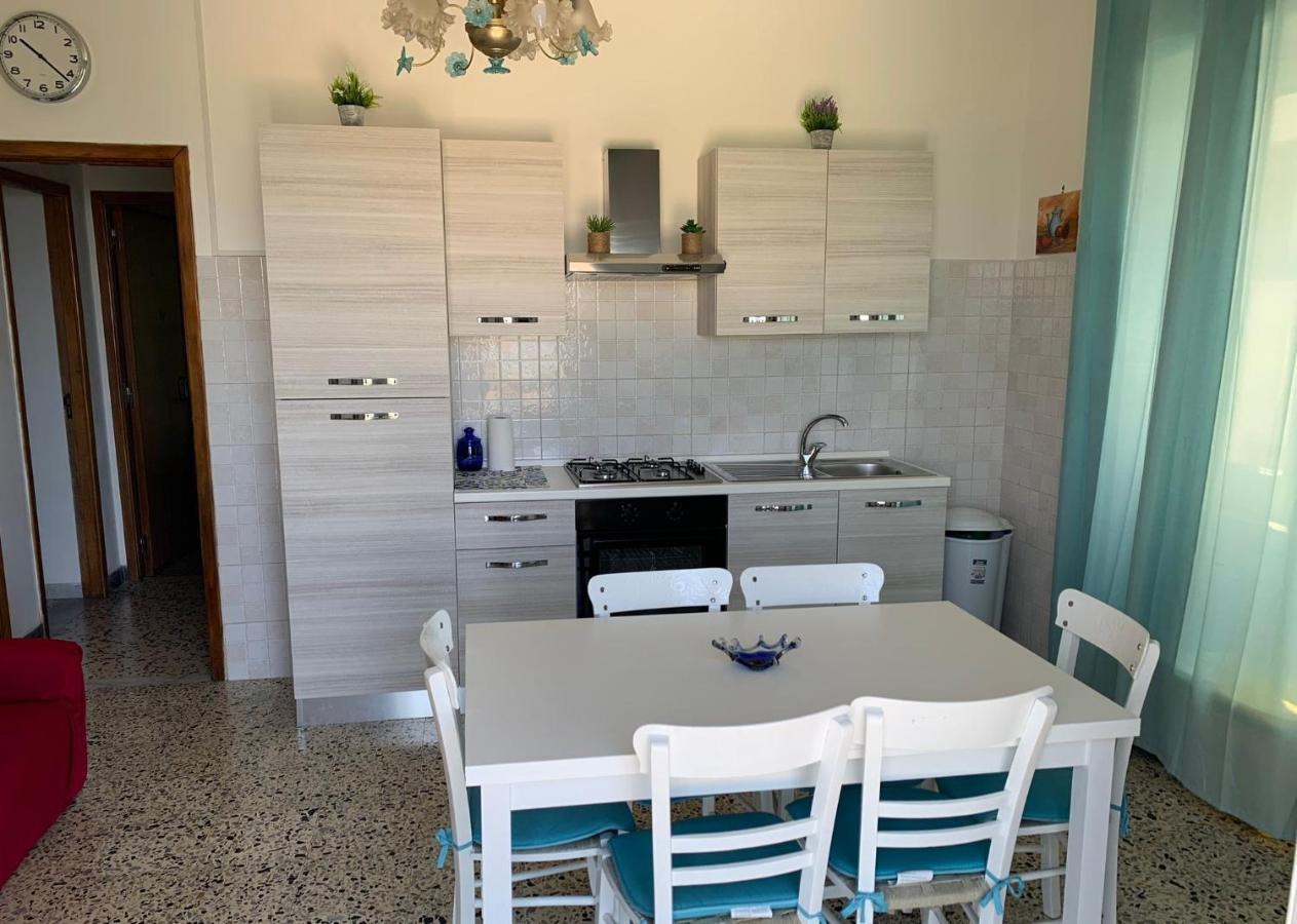 Apartamento Amelia A Mare Paola Exterior foto